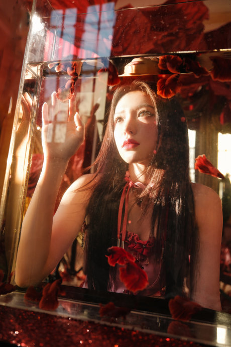 Tiếc cho mỹ nh&acirc;n đẹp hơn vạn đo&aacute; hồng: Nhan sắc dao k&eacute;o nhấp nh&ocirc; như đất nặn, 10 năm kh&ocirc;ng g&igrave; hơn ngo&agrave;i flop- Ảnh 3.