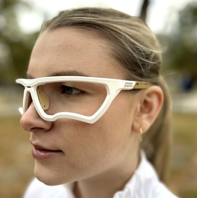 Nguy cơ chấn thương mắt từ cơn sốt Pickleball- Ảnh 1.