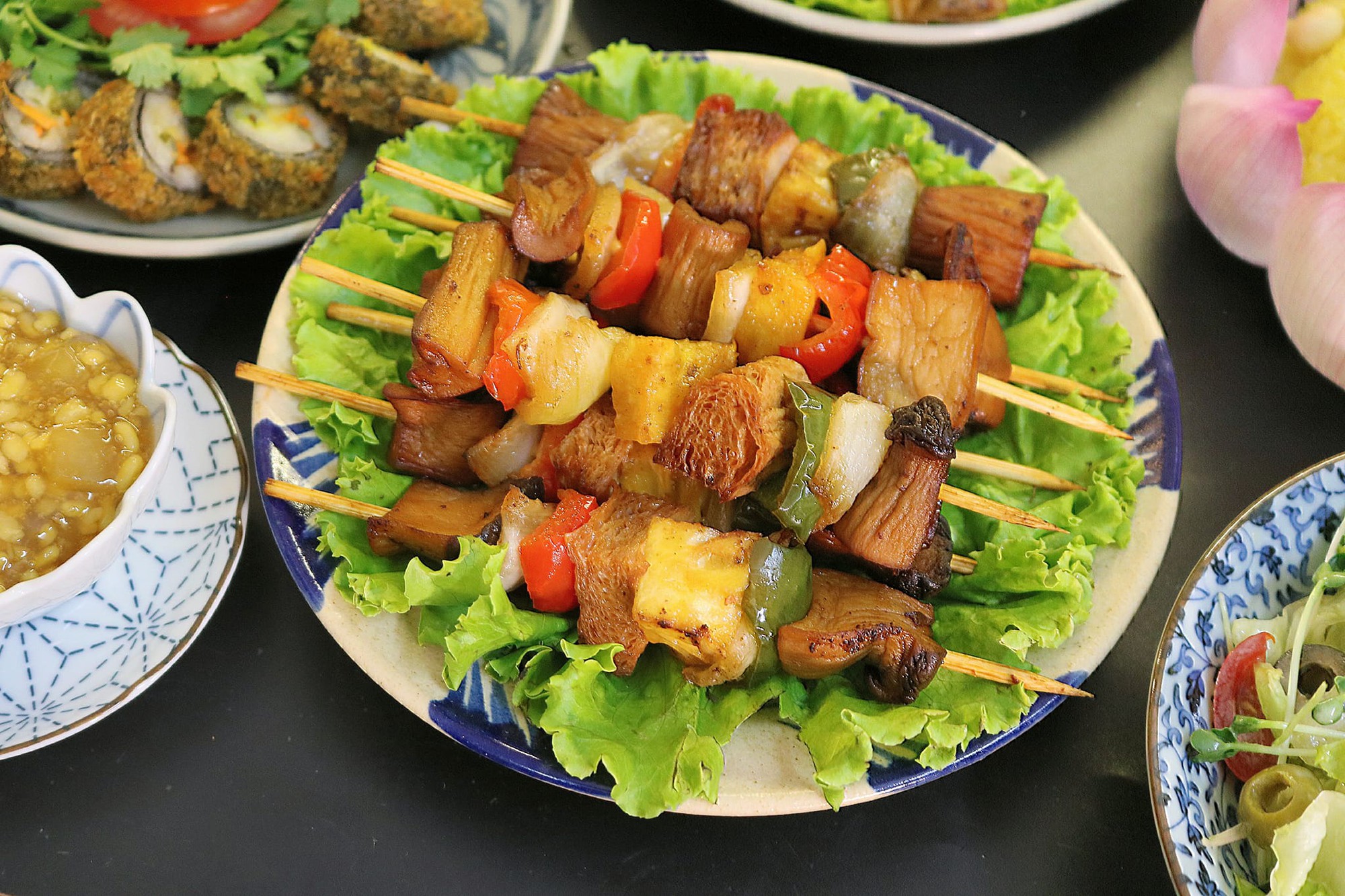 M&acirc;m c&uacute;ng Rằm th&aacute;ng Gi&ecirc;ng năm B&iacute;nh Ngọ 2026: Chuẩn bị sao cho đắc lộc, tụ t&agrave;i, gia đạo &ecirc;m ấm?- Ảnh 14.