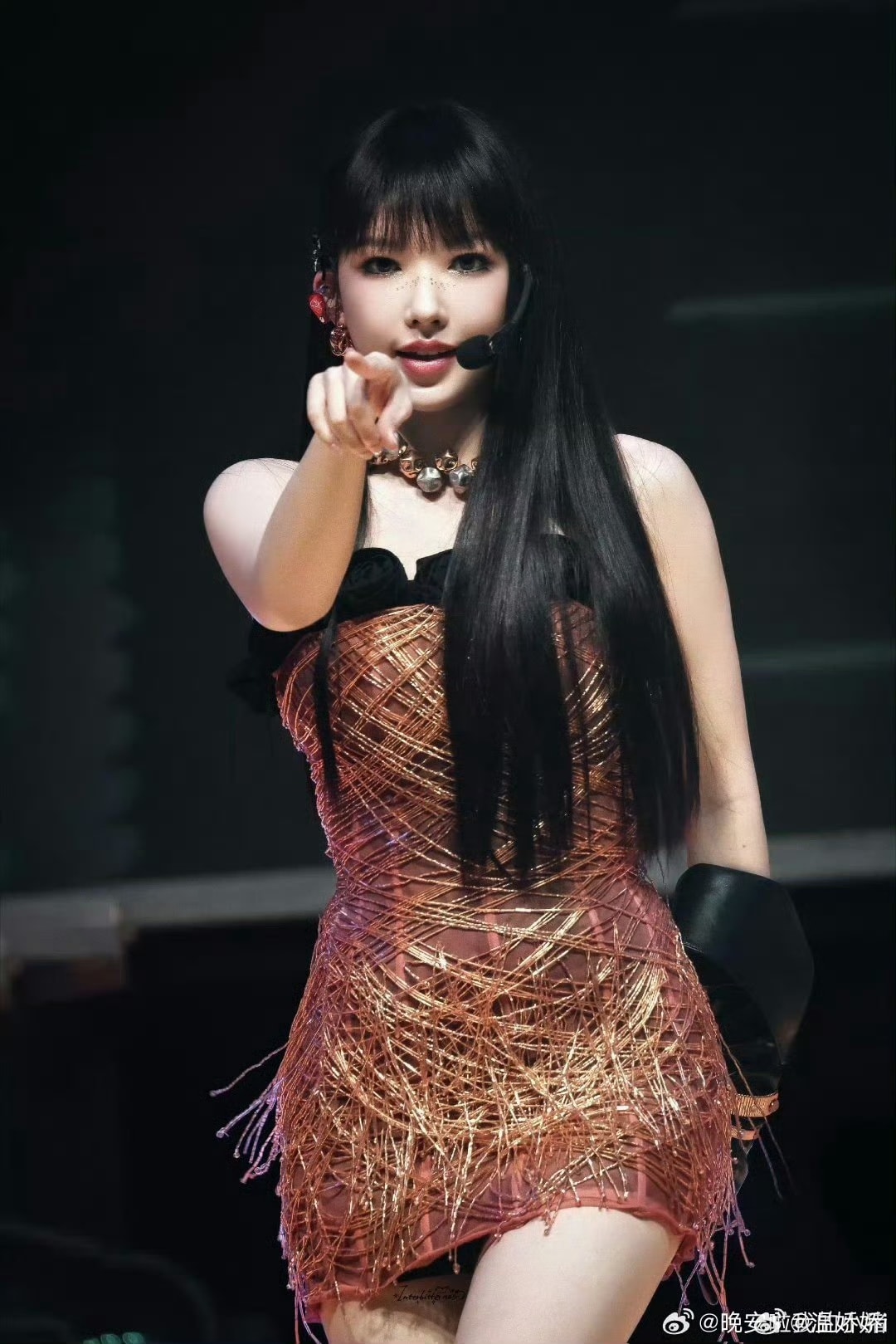 Tiếc cho mỹ nh&acirc;n đẹp hơn vạn đo&aacute; hồng: Nhan sắc dao k&eacute;o nhấp nh&ocirc; như đất nặn, 10 năm kh&ocirc;ng g&igrave; hơn ngo&agrave;i flop- Ảnh 9.