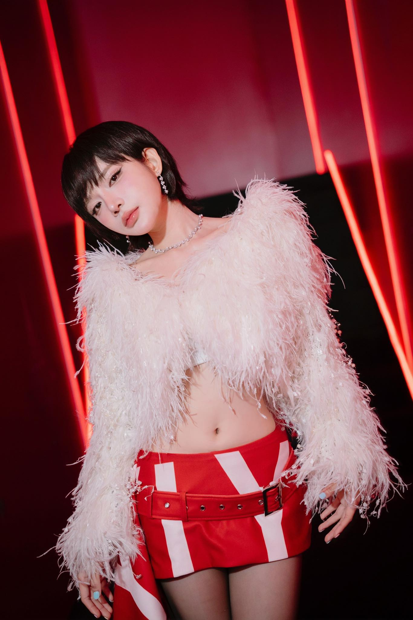 Quá khứ của "chị Bờ Vai" đem 300 tỷ về cho Trấn Thành- Ảnh 14. Quá khứ của