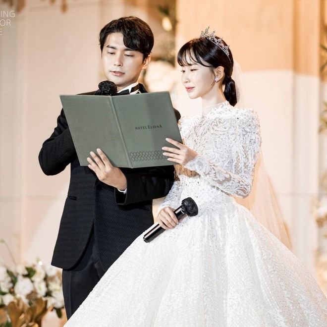 Phép màu đã đến với nữ ca sĩ mắc ung thư cổ tử cung, mang thai 8 tháng phải đi cấp cứu- Ảnh 6. Phép màu đã đến với nữ ca sĩ mắc ung thư cổ tử cung, mang thai 8 tháng phải đi cấp cứu- Ảnh 6.