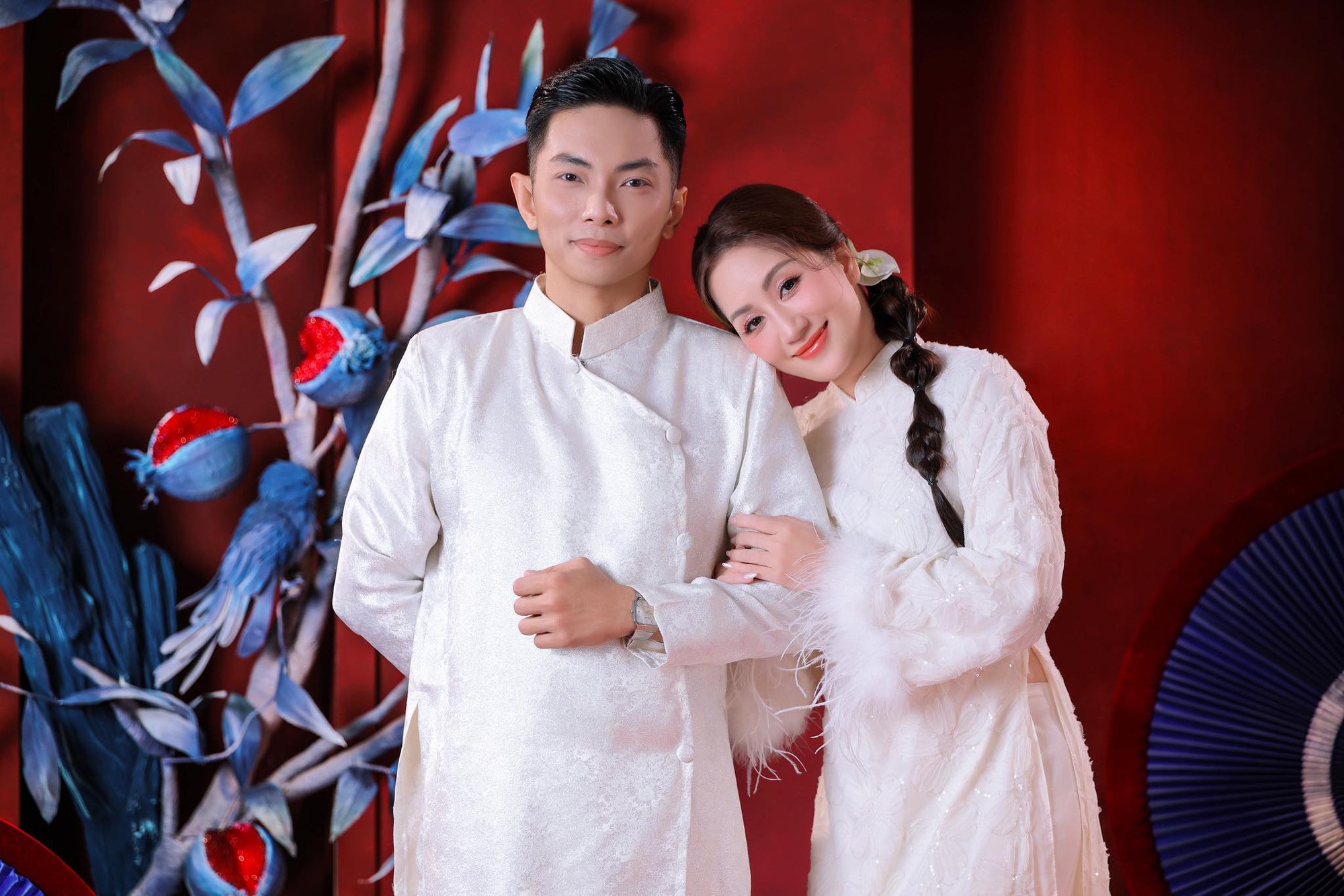 Thì ra Phan Hiển nịnh Khánh Thi còn đỉnh hơn cả khiêu vũ thế này!- Ảnh 2. Thì ra Phan Hiển nịnh Khánh Thi còn đỉnh hơn cả khiêu vũ thế này!- Ảnh 2.