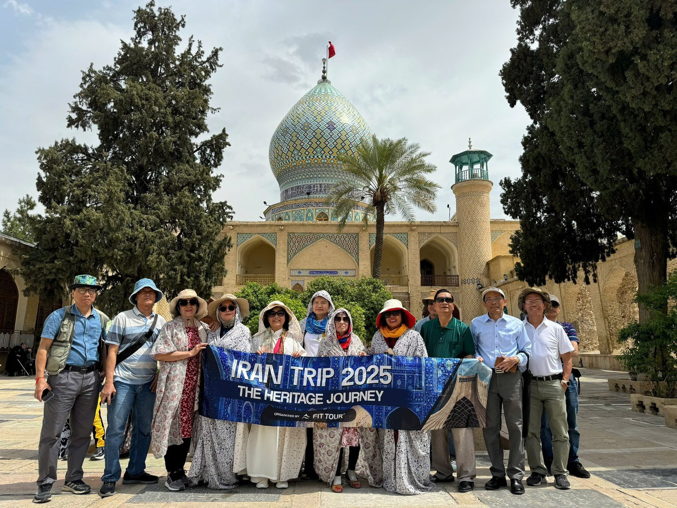 Hủy tour du lịch, s&acirc;n bay đ&oacute;ng cửa, kh&aacute;ch Việt mắc kẹt ở Trung Đ&ocirc;ng- Ảnh 1.