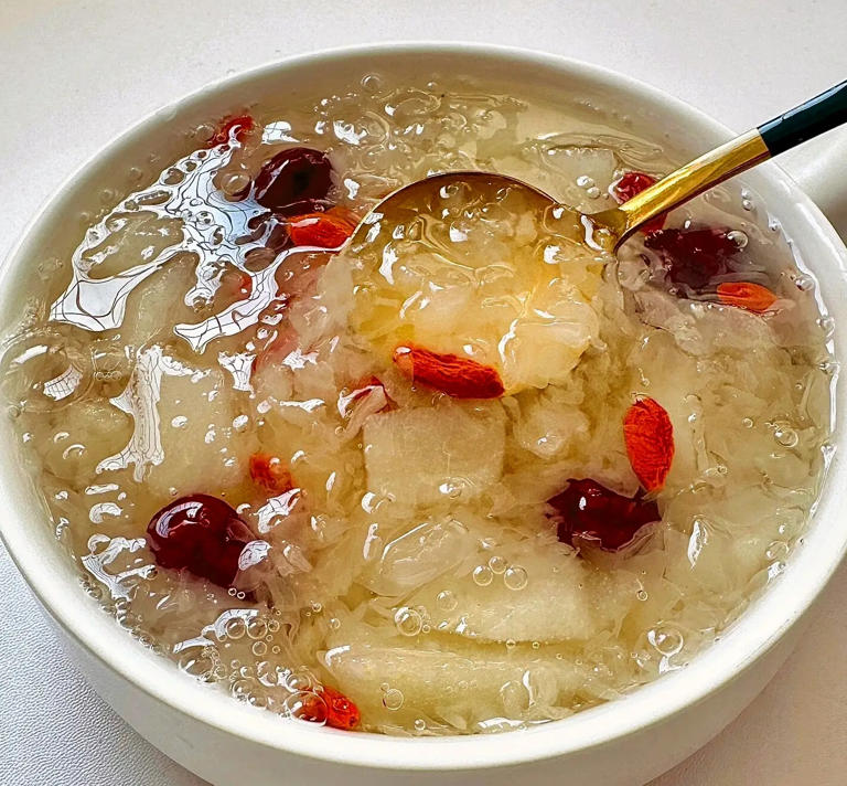 3 m&oacute;n được gọi l&agrave; ''progesterone tự nhi&ecirc;n'', ăn c&aacute;ch ng&agrave;y, da s&aacute;ng mịn, căng b&oacute;ng thần kỳ, người Việt ăn nhiều m&agrave; kh&ocirc;ng biết- Ảnh 2.