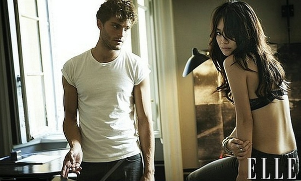 "Bỏng mắt" ngắm ảnh của Shin Min Ah v&agrave; t&agrave;i tử 50 Sắc Th&aacute;i- Ảnh 1.