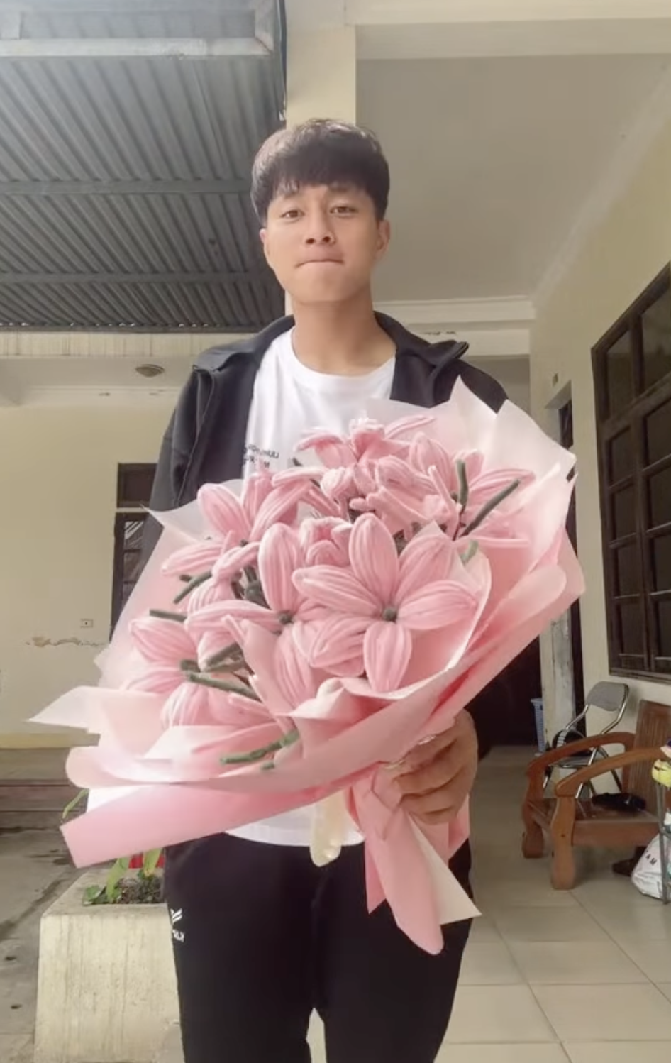 Bất ngờ về thủ môn Cao Văn Bình- Ảnh 2. Bất ngờ về thủ môn Cao Văn Bình- Ảnh 2.