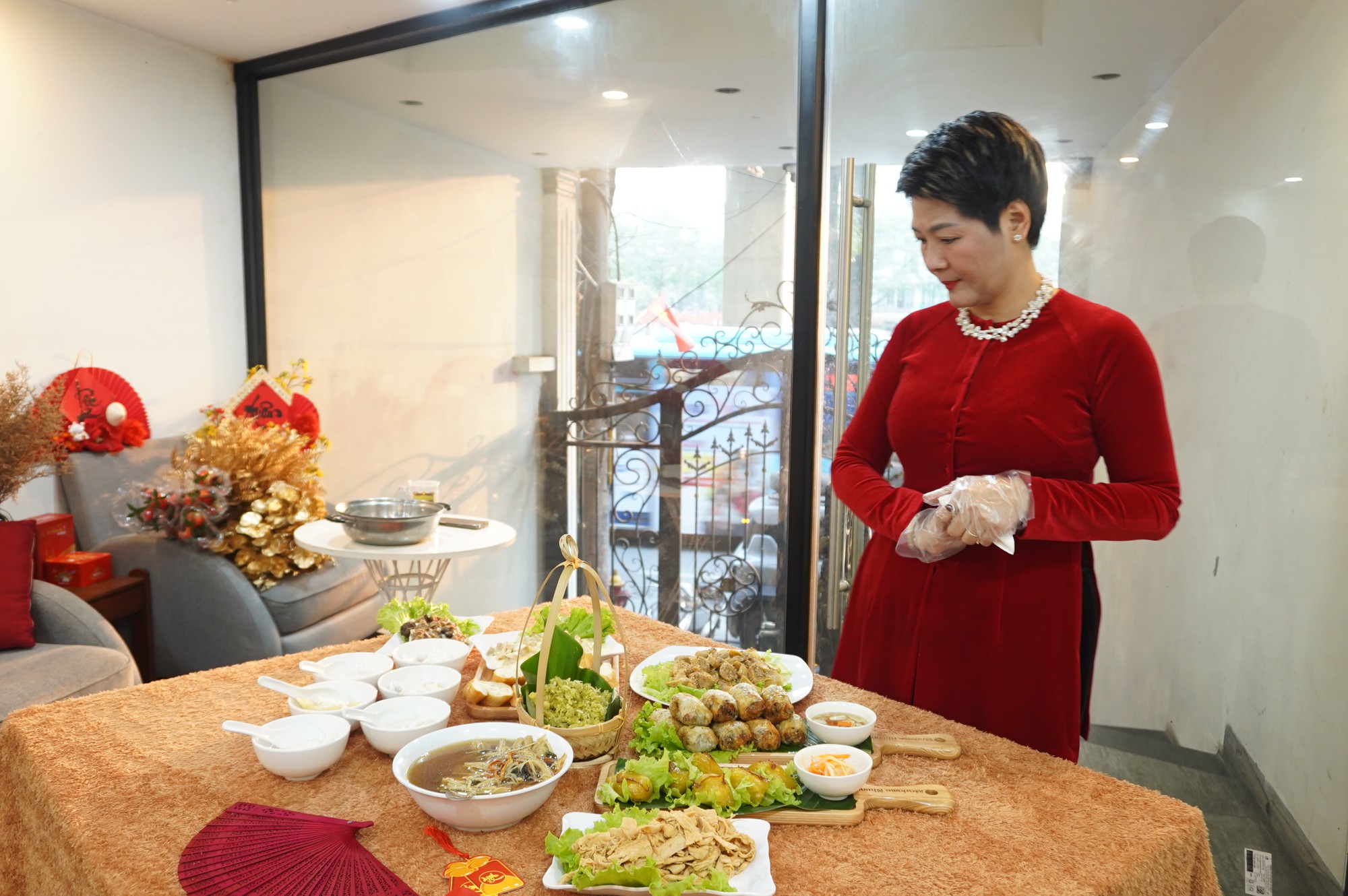 Mâm cúng rằm tháng giêng đầy đủ, trang trọng để đón lộc đầu năm- Ảnh 2. Mâm cúng rằm tháng giêng đầy đủ, trang trọng để đón lộc đầu năm- Ảnh 2.