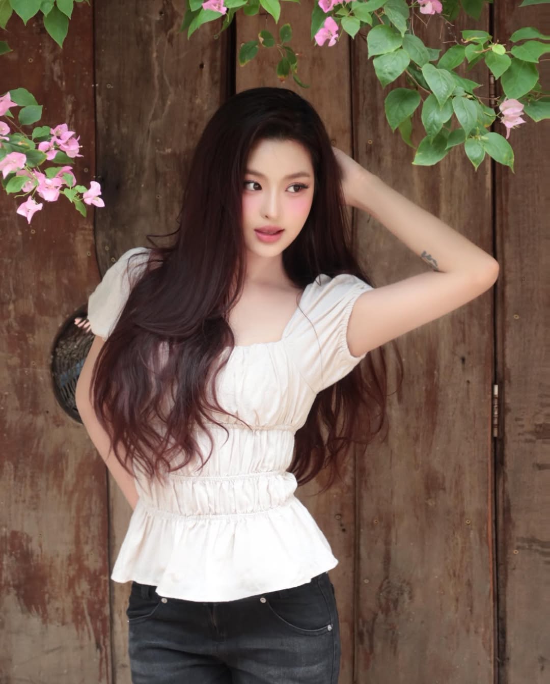 G&aacute;i xinh chụp photobooth c&ugrave;ng HIEUTHUHAI, kh&ocirc;ng phải Tăng Mỹ H&agrave;n: Nhan sắc v&agrave; style đều xuất sắc- Ảnh 16.