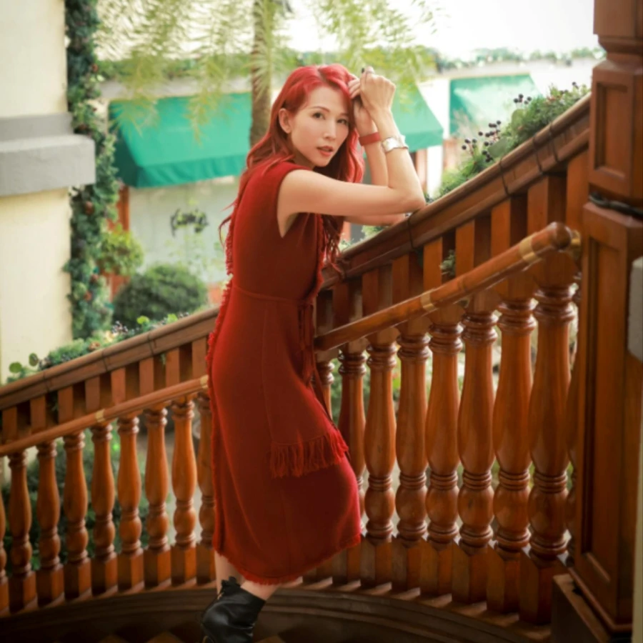 "Ho&agrave;ng hậu" trong Ch&acirc;n Ho&agrave;n truyện 15 năm kh&ocirc;ng gi&agrave; đi: Ở tuổi 53 vẫn trẻ đ&aacute;ng kinh ngạc, h&oacute;a ra chăm l&agrave;m 3 việc để giữ v&oacute;c d&aacute;ng- Ảnh 2.