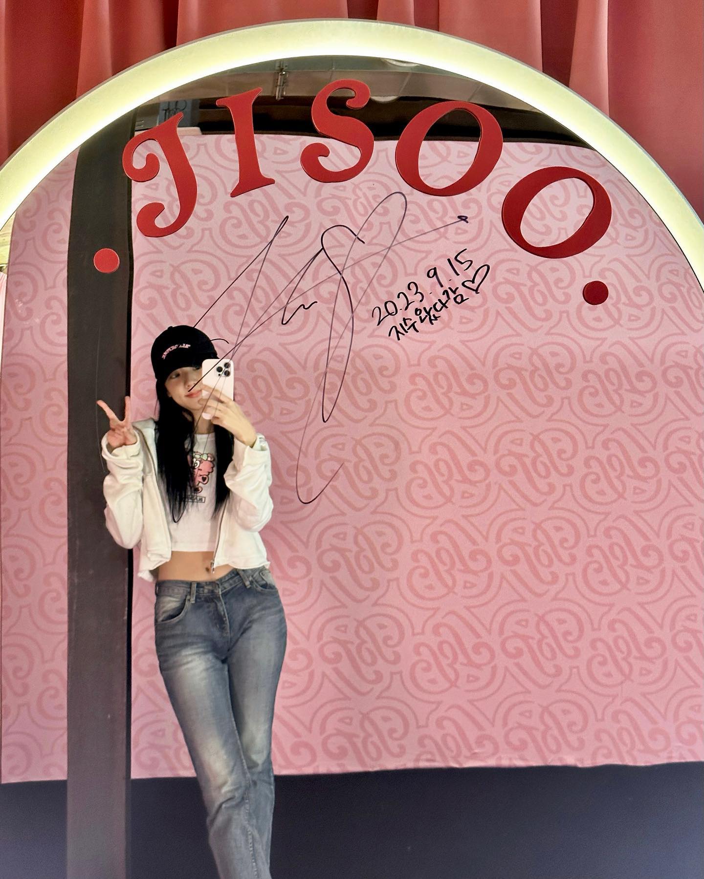 Nữ ch&iacute;nh phim ng&ocirc;n t&igrave;nh cực hot hiện tại: Cao 1m62 nhưng mặc g&igrave; cũng si&ecirc;u đẹp v&agrave; t&ocirc;n d&aacute;ng- Ảnh 2.