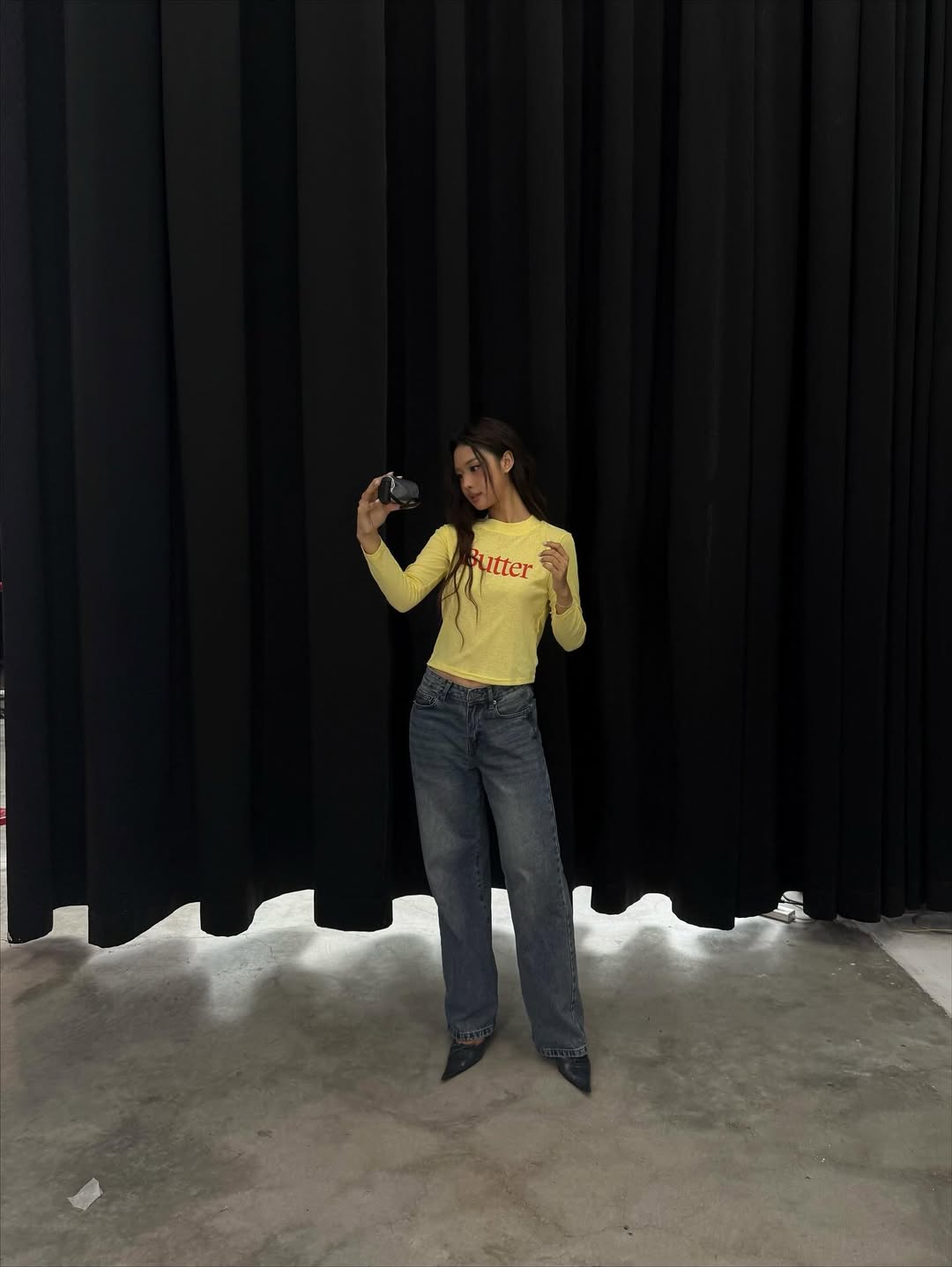 G&aacute;i xinh chụp photobooth c&ugrave;ng HIEUTHUHAI, kh&ocirc;ng phải Tăng Mỹ H&agrave;n: Nhan sắc v&agrave; style đều xuất sắc- Ảnh 10.