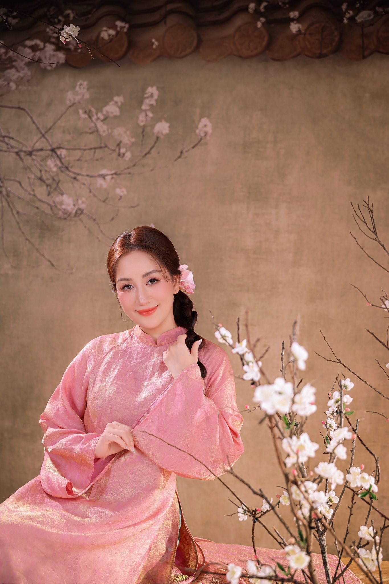 Hết lời khen ngợi Kh&aacute;nh Thi tr&ecirc;n s&acirc;n pickleball, mẹ 3 con l&ecirc;n đồ "hack" tuổi cực đỉnh- Ảnh 4.