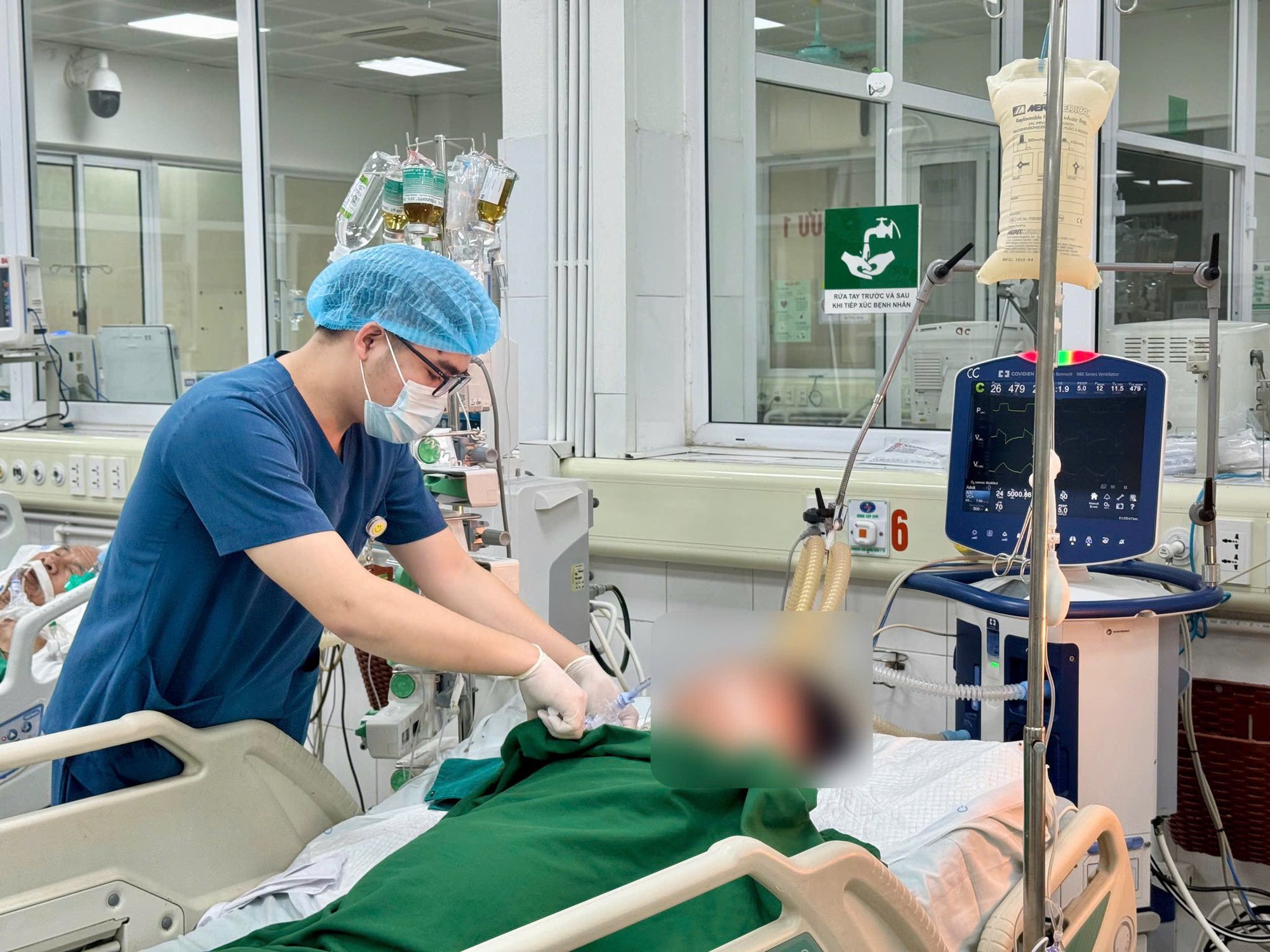 Gia tăng bệnh gan sau Tết, b&aacute;c sĩ n&oacute;i thẳng: Chỉ v&igrave; thứ n&agrave;y m&agrave; bệnh chuyển nặng- Ảnh 1.