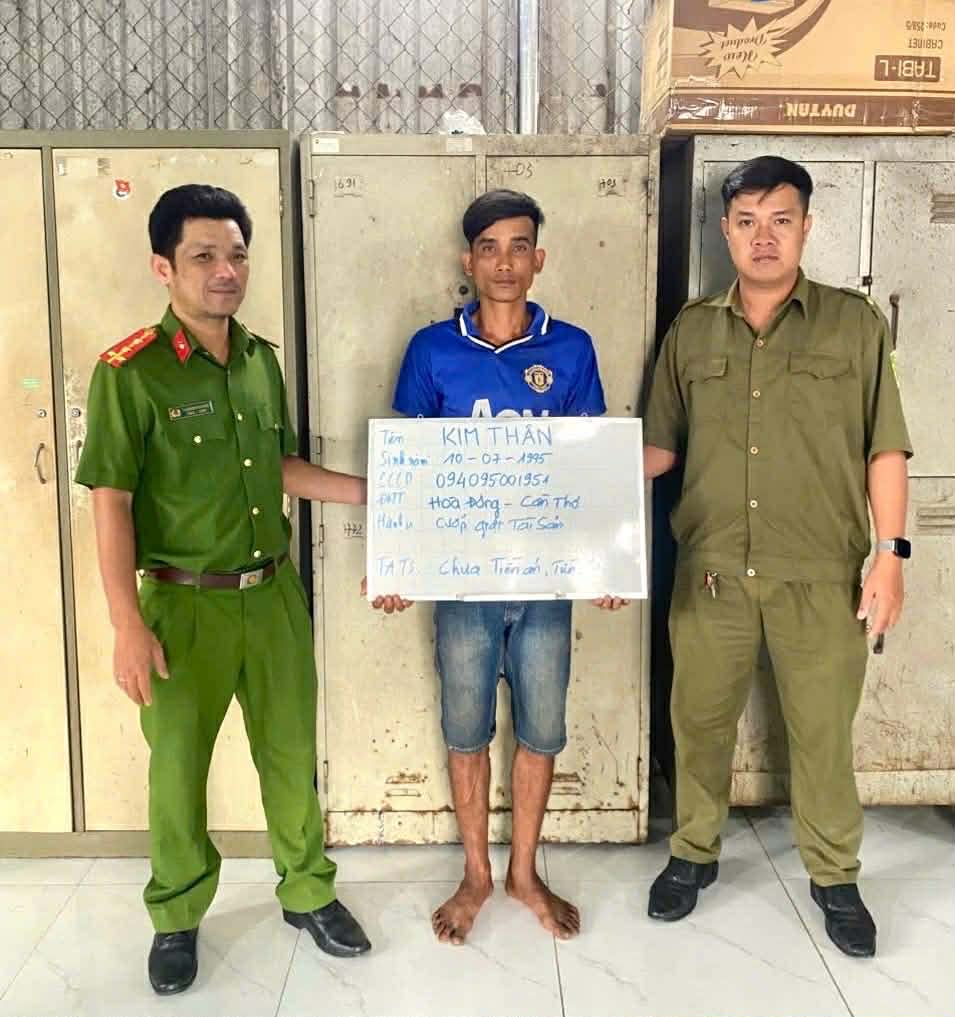 Bắt Kim Th&acirc;n - nghi phạm giật d&acirc;y chuyền của thiếu nữ 17 tuổi ở TPHCM- Ảnh 1.