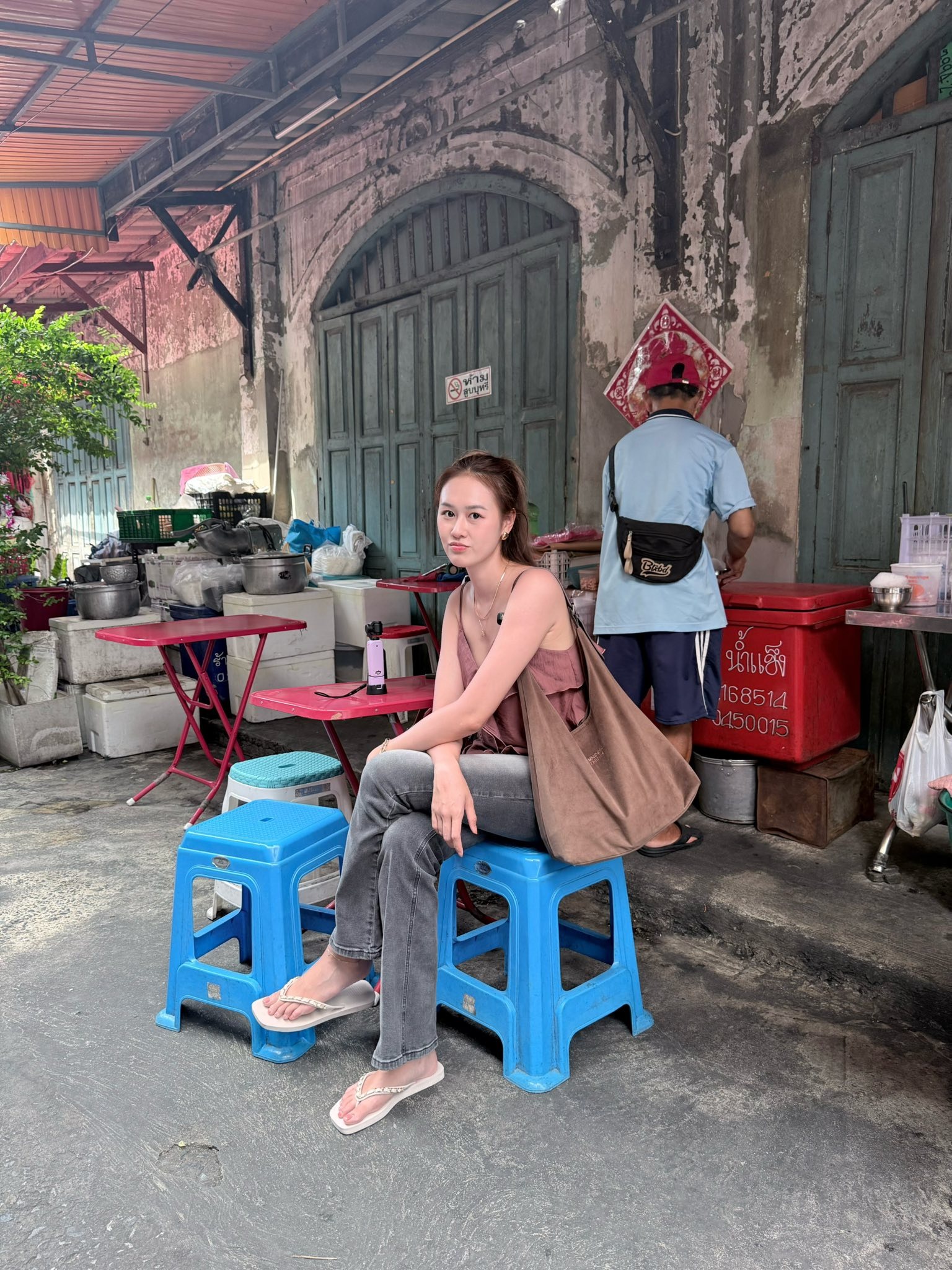 Mỹ nữ l&aacute;i Porsche viral TikTok: 1 gi&acirc;y lướt qua cũng khiến người kh&aacute;c ngo&aacute;i nh&igrave;n, nhận mưa lời khen v&igrave; mặc đẹp- Ảnh 6.