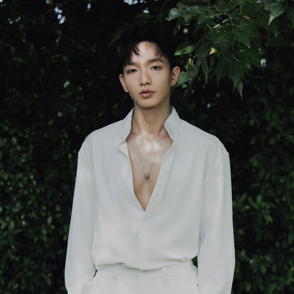 Vợ Ho&agrave;ng Dũng tiết lộ chuyện trong đ&aacute;m cưới b&iacute; mật 6 năm trước: Kh&ocirc;ng c&oacute; tiền mua nhẫn, b&agrave;n ghế phải đi mượn- Ảnh 7.