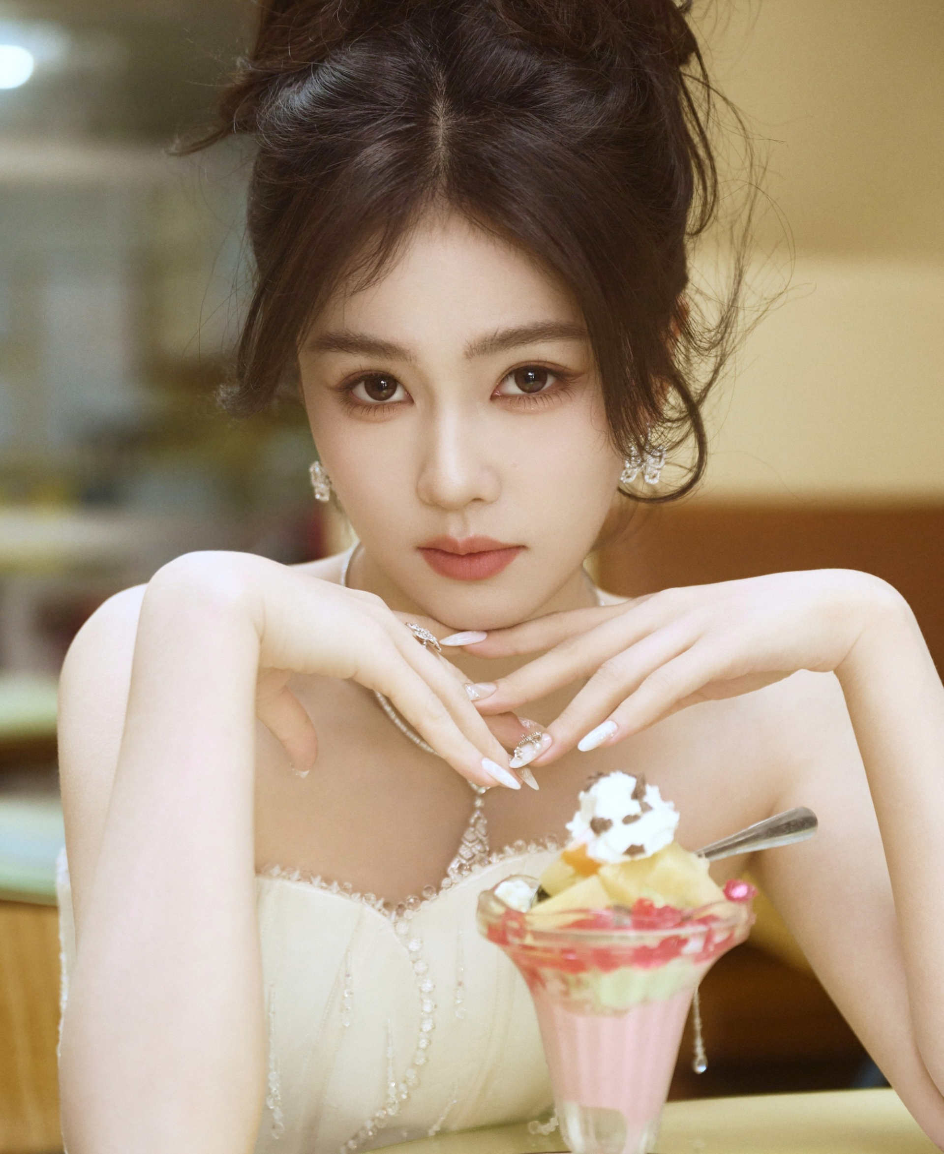 Bạch Lộc mắc bệnh m&atilde;n t&iacute;nh- Ảnh 4.