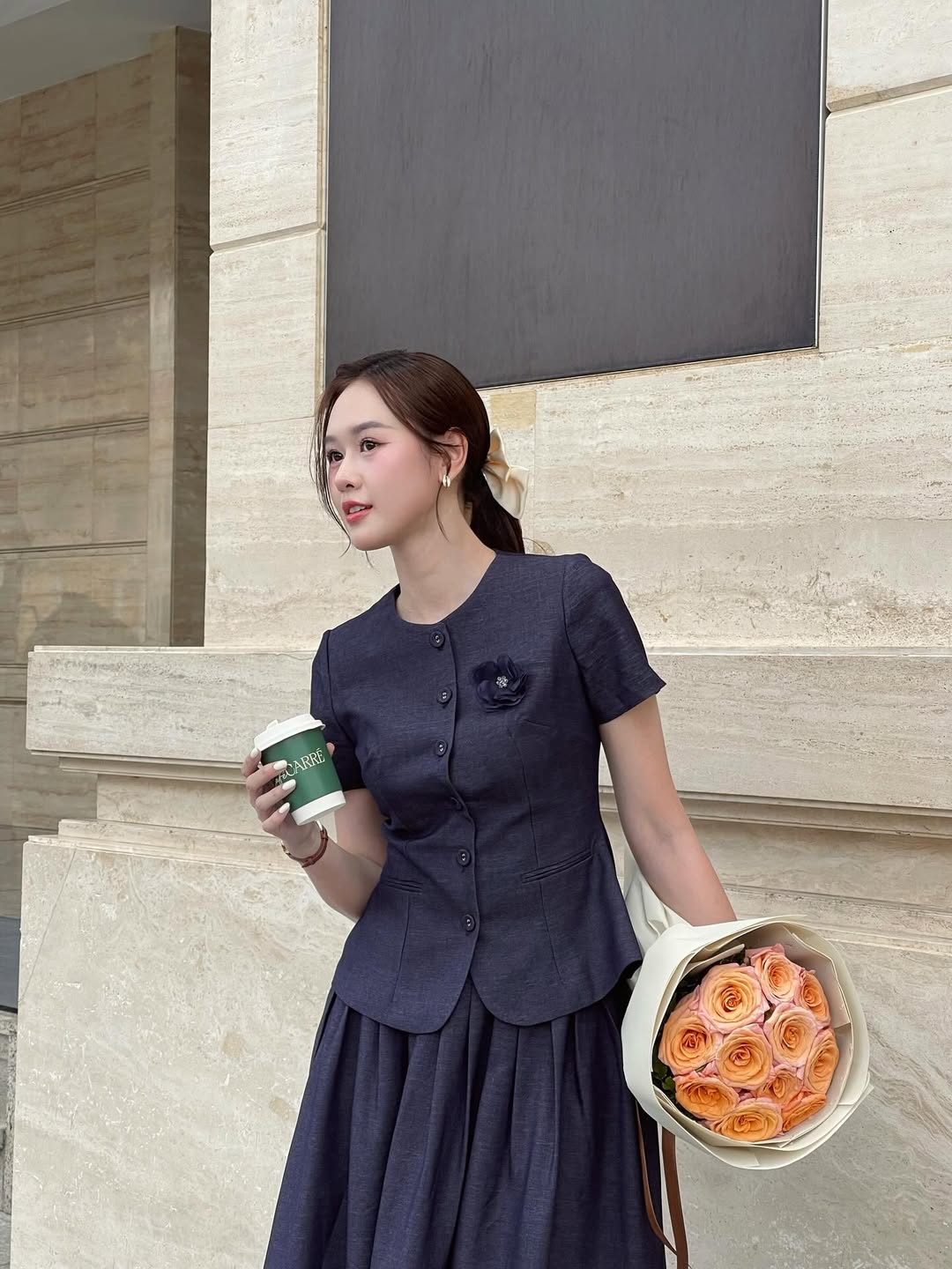 Mỹ nữ l&aacute;i Porsche viral TikTok: 1 gi&acirc;y lướt qua cũng khiến người kh&aacute;c ngo&aacute;i nh&igrave;n, nhận mưa lời khen v&igrave; mặc đẹp- Ảnh 9.