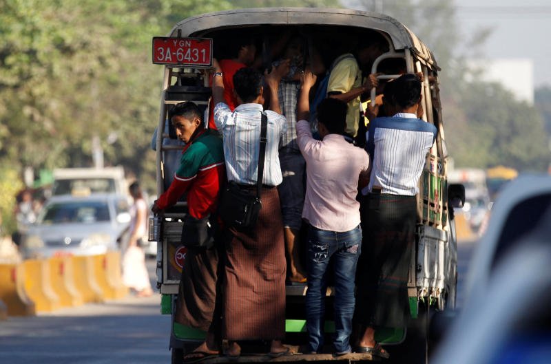 Myanmar quy định xe lưu th&ocirc;ng theo biển số chẵn lẻ v&igrave; nguy cơ thiếu nhi&ecirc;n liệu- Ảnh 1.