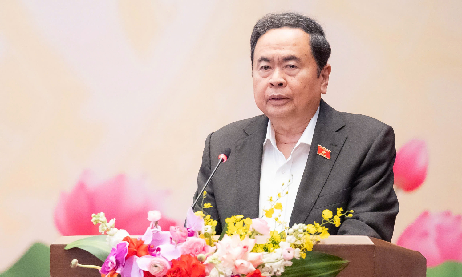 Thủ tướng: Đ&atilde; huy động 4 triệu th&ugrave;ng dầu từ đối t&aacute;c để bảo đảm nguồn cung- Ảnh 2.