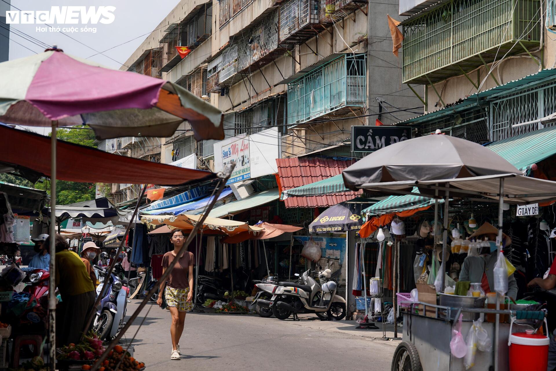 Cư x&aacute; Thanh Đa vẫn k&iacute;n 'chuồng cọp' d&ugrave; nhiều lần vận động th&aacute;o dỡ- Ảnh 2.