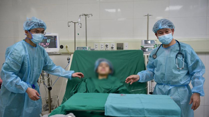 Chi ph&iacute; gh&eacute;p phổi rẻ hơn Mỹ 25 lần, Việt Nam 'tỏa s&aacute;ng' tr&ecirc;n bản đồ gh&eacute;p tạng- Ảnh 1.