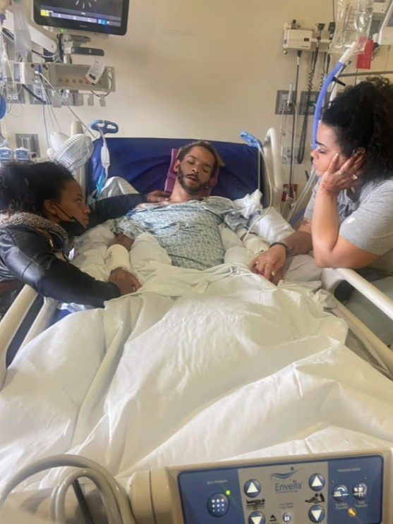 Trở về từ c&otilde;i chết, nam c&ocirc;ng nh&acirc;n kể: T&ocirc;i thấy 1 thứ tuyệt đẹp ở "thế giới b&ecirc;n kia&rdquo;- Ảnh 2.