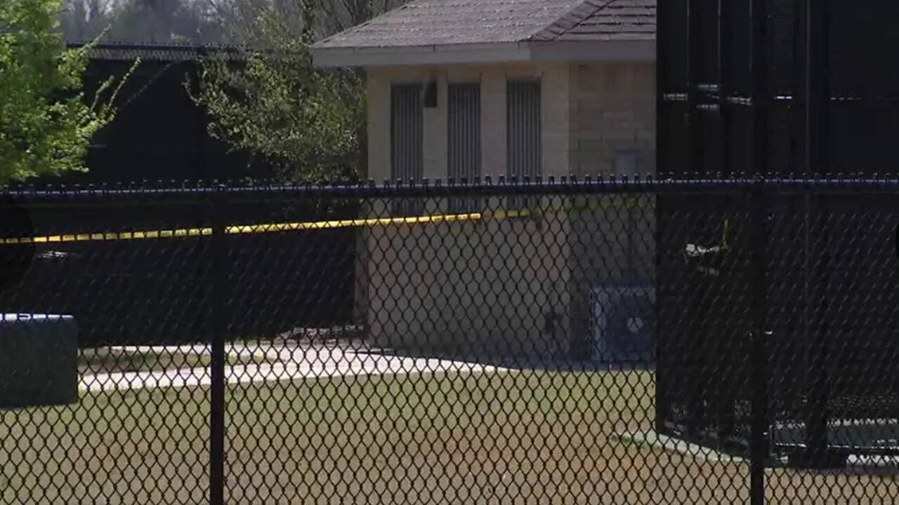 S&acirc;n pickleball biến th&agrave;nh hiện trường vụ &aacute;n mạng kinh ho&agrave;ng- Ảnh 1.