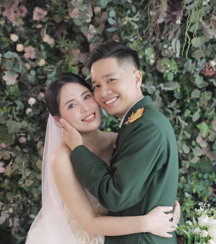 Chuyện t&igrave;nh từ Sao nhập ngũ: H&ograve;a Minzy &ndash; Thăng Văn Cương kh&ocirc;ng phải cặp duy nhất- Ảnh 2.