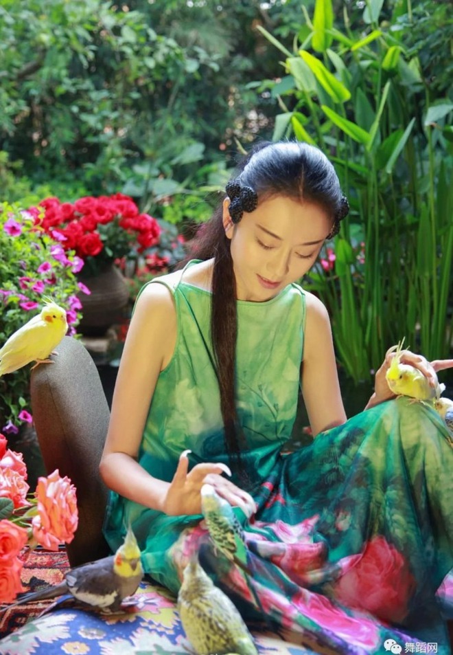 Người đ&agrave;n b&agrave; "chống gi&agrave;" giỏi nhất thế giới: U70 vẫn trẻ như măng, body n&eacute;t đến nỗi g&aacute;i trẻ xin thua- Ảnh 5.