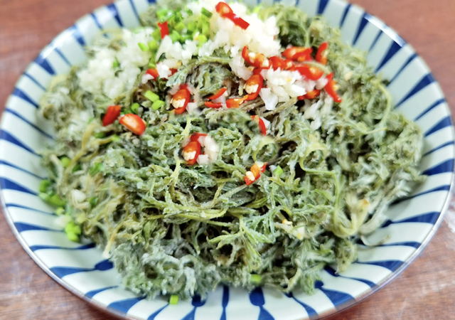 Bắt được "b&aacute;u vật" m&ugrave;a xu&acirc;n mọc đầy rải r&aacute;c: Đem l&agrave;m m&oacute;n hấp ngọt mềm tơi xốp, nh&agrave; nội nh&agrave; ngoại gắp kh&ocirc;ng ngừng đũa- Ảnh 6.