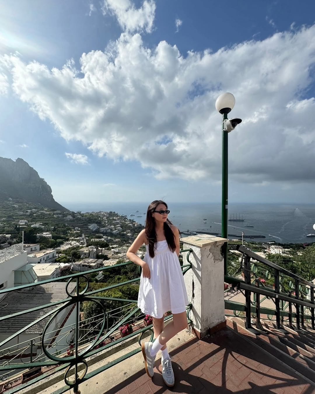 C&ocirc; n&agrave;ng quản l&yacute; của Jennie (BLACKPINK): M&ecirc; phong c&aacute;ch minimalism, mặc đơn giản nhưng đẹp bền vững- Ảnh 6.