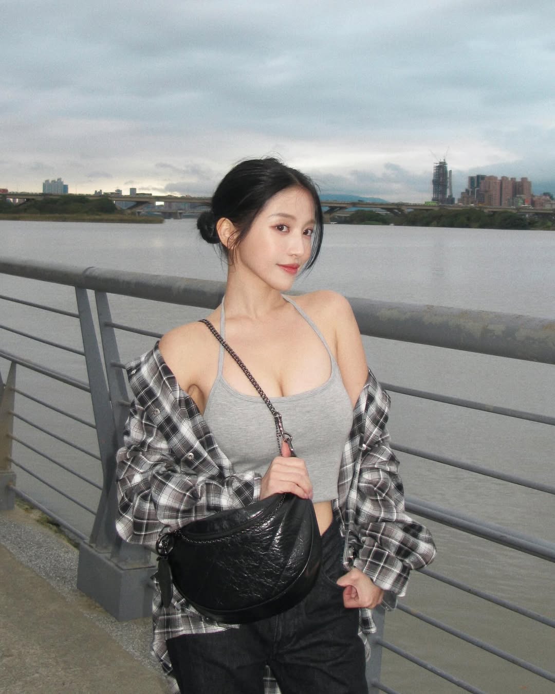 Tổng bi&ecirc;n tập tạp ch&iacute; lộ clip ngoại t&igrave;nh với nữ người mẫu bị đuổi việc, 