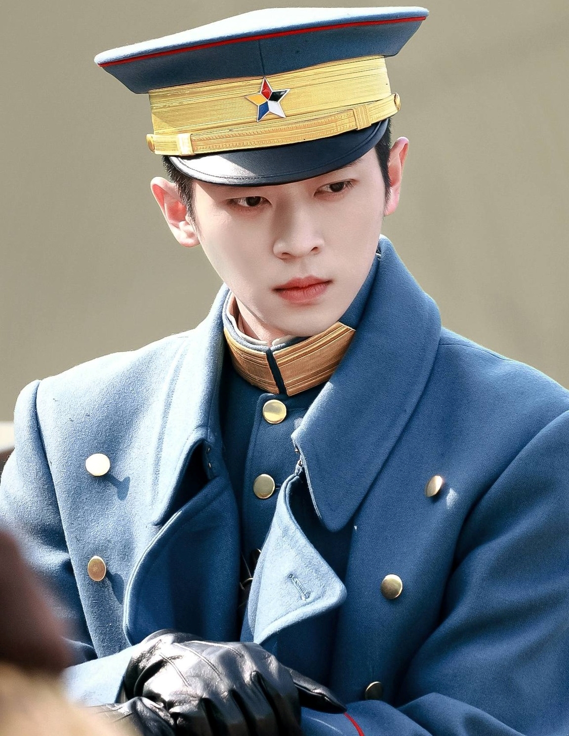 M&agrave;n cầu h&ocirc;n cổ t&iacute;ch đang viral khắp MXH: Nh&agrave; trai l&agrave; thiếu gia cực gi&agrave;u c&oacute;, nh&agrave; g&aacute;i đẹp như ti&ecirc;n nữ giữa hồng trần- Ảnh 6.