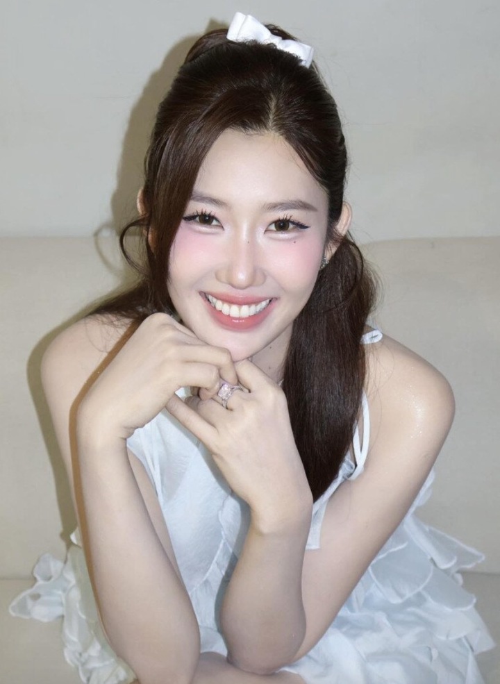 Mỹ nh&acirc;n Việt từng 3 lần trượt hoa hậu lọt đề cử 100 gương mặt đẹp nhất thế giới- Ảnh 5.