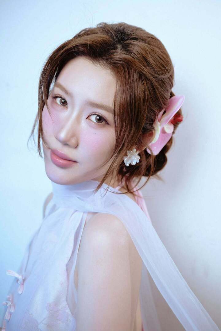 Mỹ nh&acirc;n Việt từng 3 lần trượt hoa hậu lọt đề cử 100 gương mặt đẹp nhất thế giới- Ảnh 10.