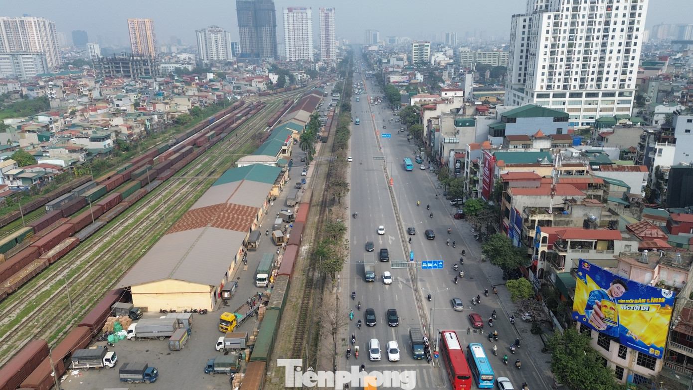 H&agrave; Nội lấy &yacute; kiến người d&acirc;n về dự &aacute;n Trục kh&ocirc;ng gian Quốc lộ 1A chạy qua 21 x&atilde;, phường- Ảnh 1.