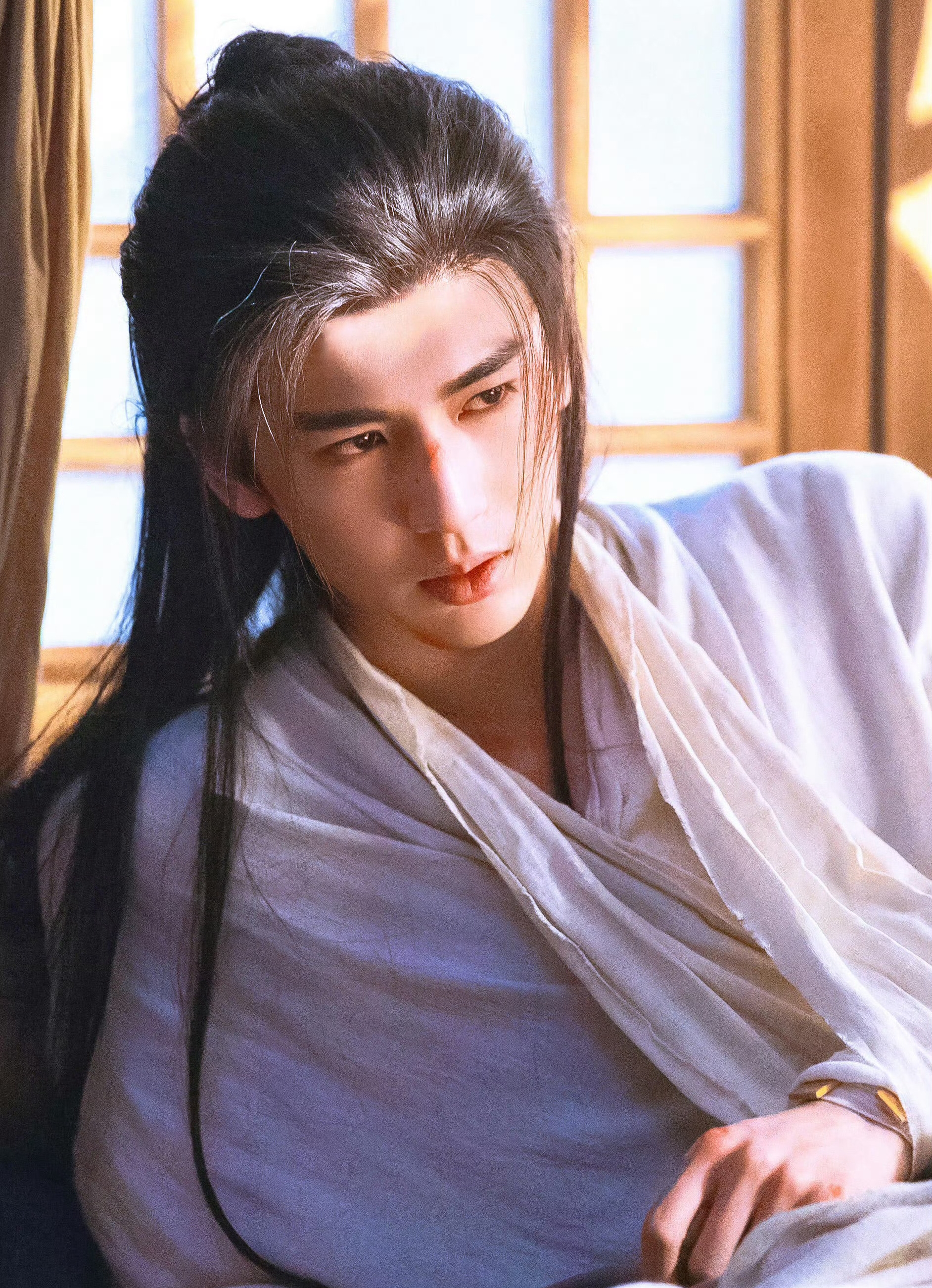 "Vị thần" đứng sau phim Trung Quốc hay nhất hiện tại: Sở hữu "đại ph&aacute;p nặn mặt", thẩm mỹ vuốt ve thị gi&aacute;c- Ảnh 7.