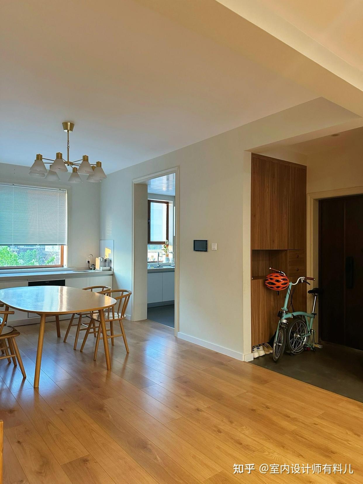 Ng&ocirc;i nh&agrave; sạch đến kh&oacute; tin của gia đ&igrave;nh 4 người: &Iacute;t đồ, dễ dọn, tiết kiệm tiền mỗi th&aacute;ng m&agrave; nhiều người kh&ocirc;ng nhận ra- Ảnh 3.