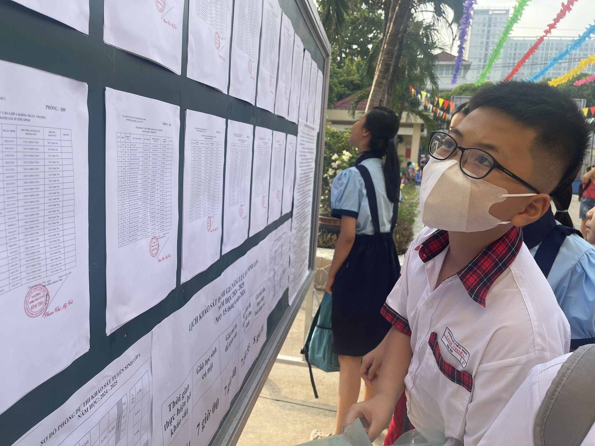 Sở GD-ĐT TPHCM th&ocirc;ng tin về c&aacute;c trường thực hiện tuyển sinh lớp 6 bằng b&agrave;i khảo s&aacute;t- Ảnh 1.