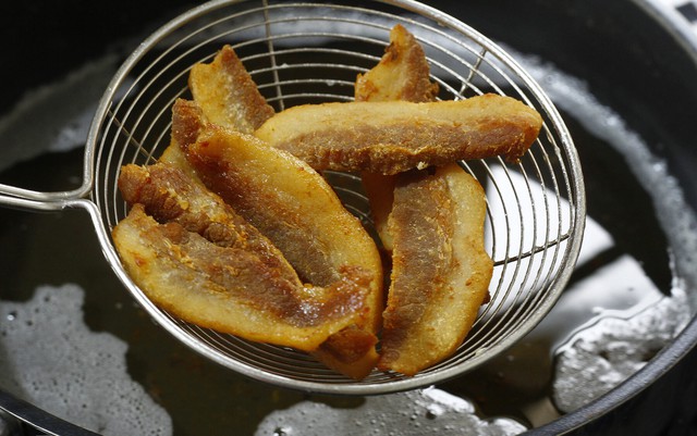 Nhiều người m&ecirc; thịt m&aacute; heo nhưng &iacute;t biết 3 rủi ro sức khỏe đằng sau- Ảnh 2.