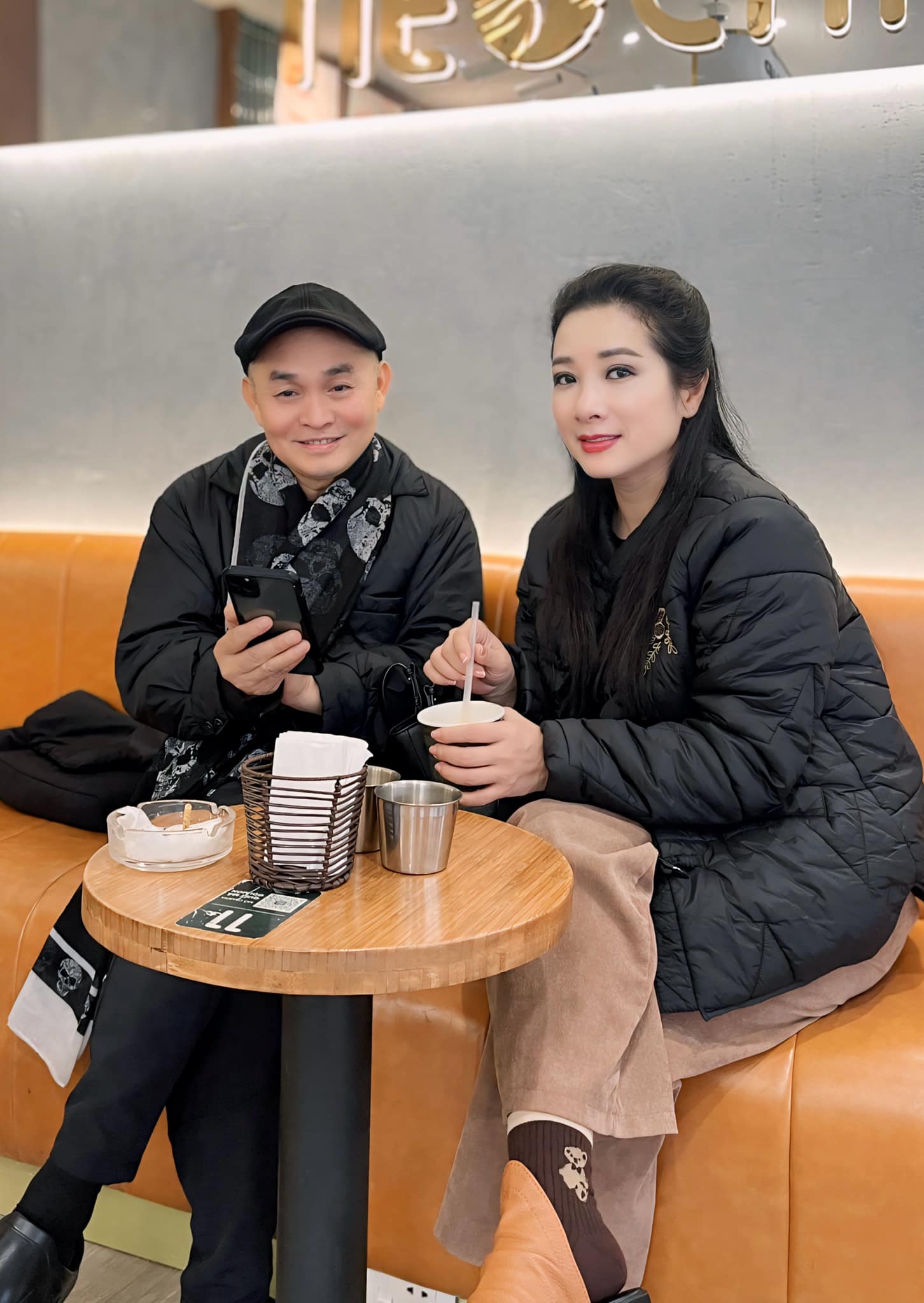 Mẹ đơn th&acirc;n l&agrave; nữ NSƯT đ&igrave;nh đ&aacute;m 1 thời: U60 gi&agrave;u c&oacute;, đẹp căng tr&agrave;n, nhiều người si m&ecirc; tặng v&agrave;ng- Ảnh 3.