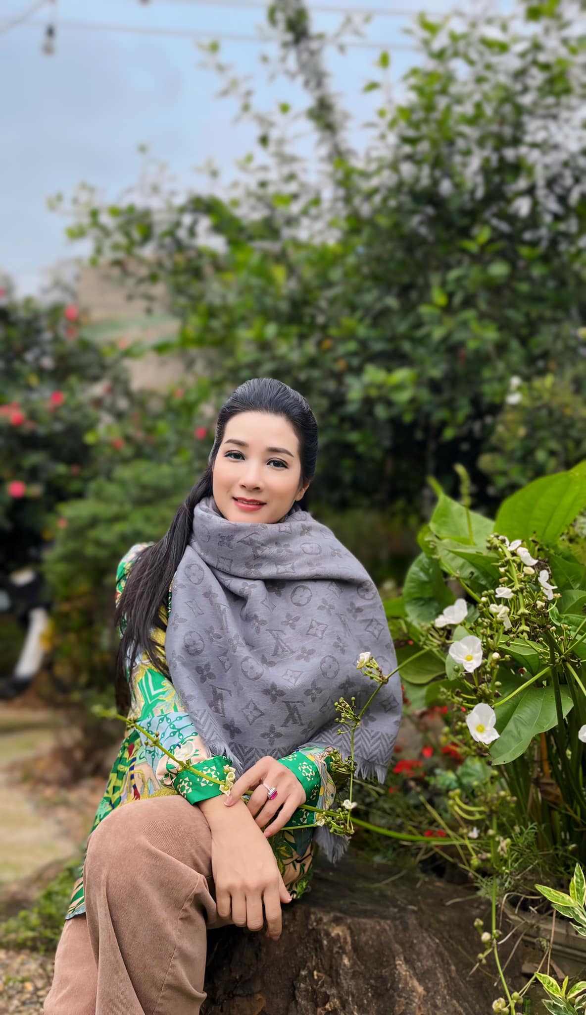 Mẹ đơn th&acirc;n l&agrave; nữ NSƯT đ&igrave;nh đ&aacute;m 1 thời: U60 gi&agrave;u c&oacute;, đẹp căng tr&agrave;n, nhiều người si m&ecirc; tặng v&agrave;ng- Ảnh 4.