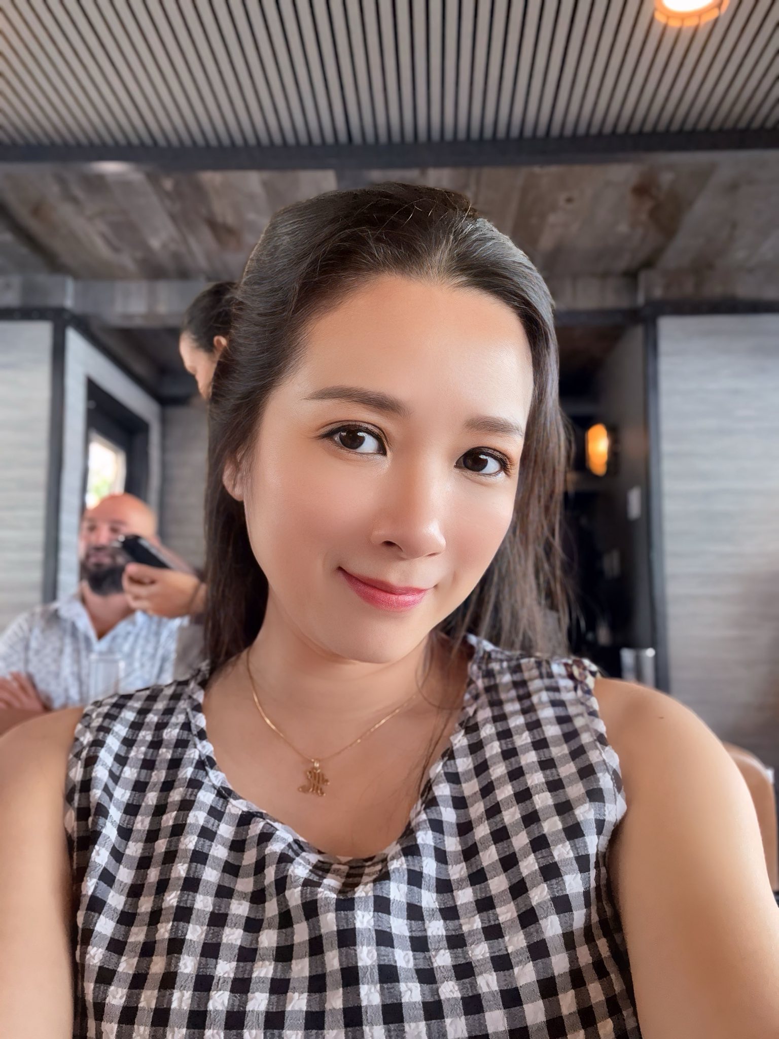 Mẹ đơn th&acirc;n l&agrave; nữ NSƯT đ&igrave;nh đ&aacute;m 1 thời: U60 gi&agrave;u c&oacute;, đẹp căng tr&agrave;n, nhiều người si m&ecirc; tặng v&agrave;ng- Ảnh 7.