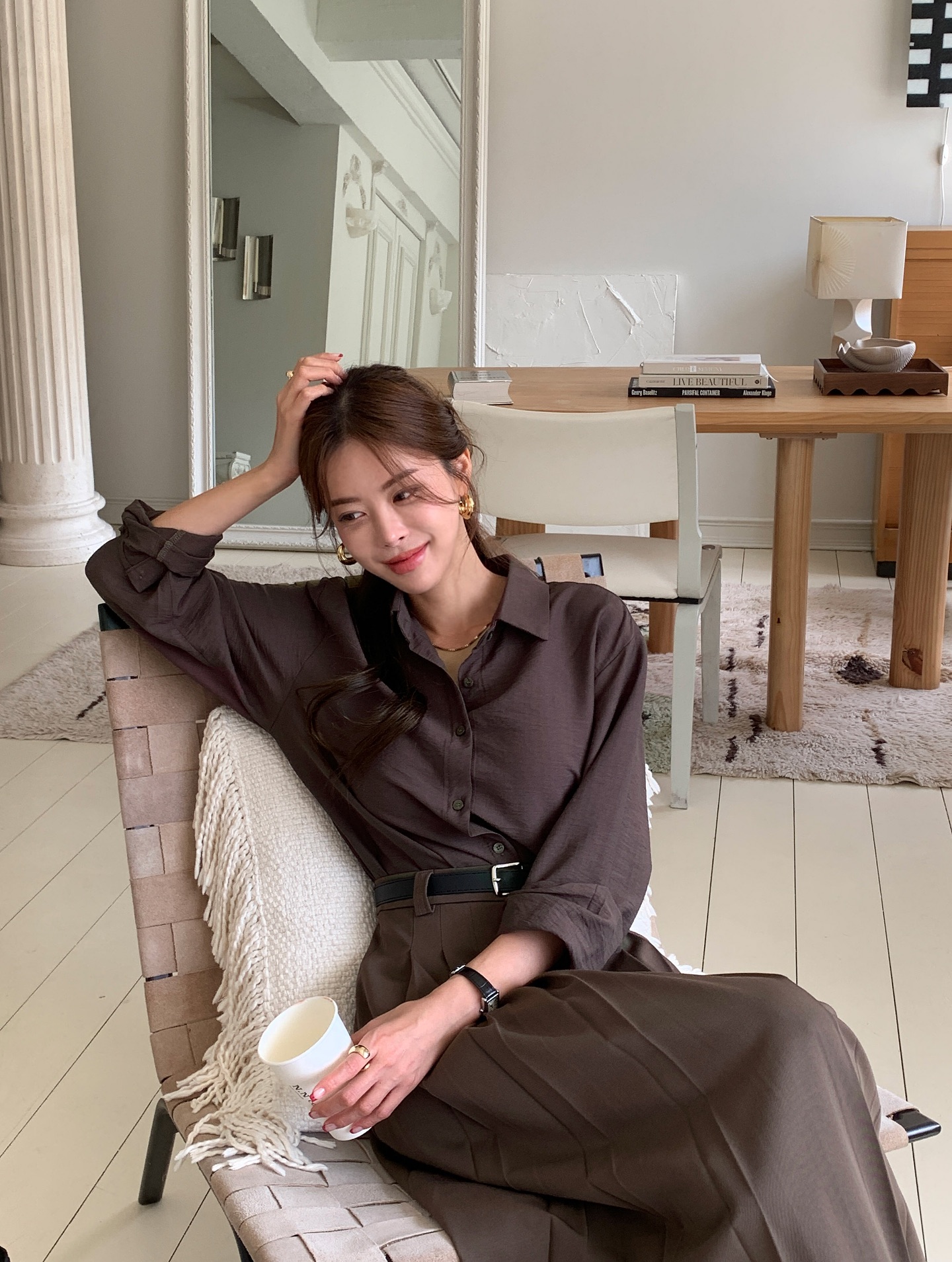 4 mẫu &aacute;o basic m&ugrave;a h&egrave; cho những ai th&iacute;ch sự đơn giản- Ảnh 9.