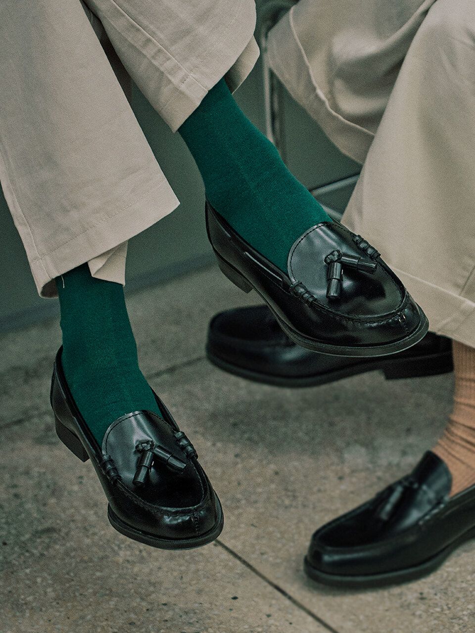 Haruta Loafers: Mẫu gi&agrave;y học sinh trăm năm tuổi của Nhật khiến nam giới bỏ b&ecirc; tất cả sneakers- Ảnh 1.