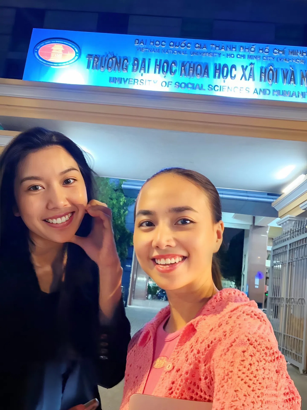 Bất ngờ 2 mỹ nh&acirc;n của showbiz Việt đang học c&ugrave;ng chương tr&igrave;nh thạc sĩ- Ảnh 1.