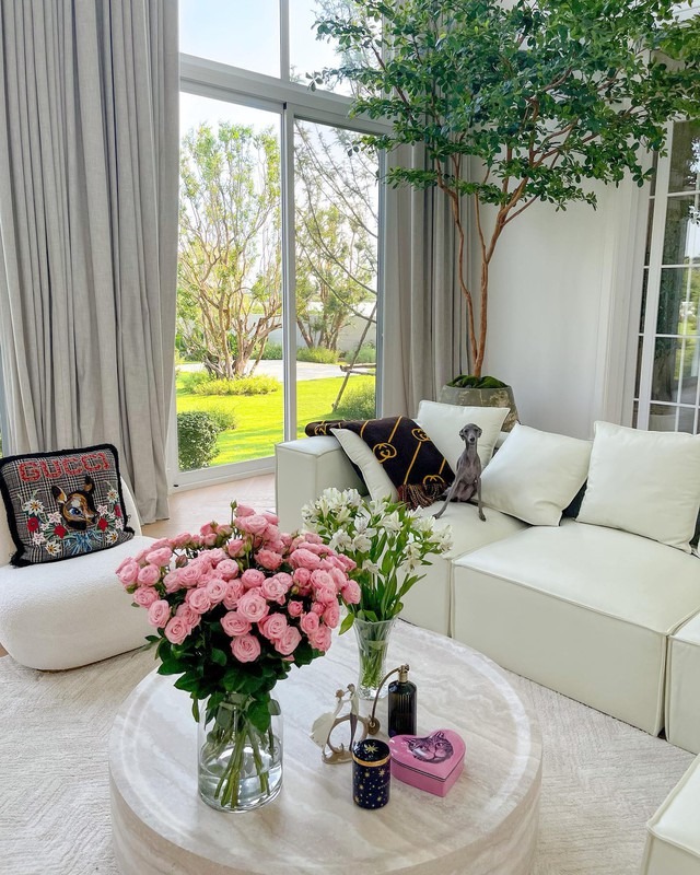 Dinh thự 8000m&sup2; đi "m&ograve;n g&oacute;t ch&acirc;n" kh&ocirc;ng hết của ma nữ đẹp nhất Th&aacute;i Lan- Ảnh 12.