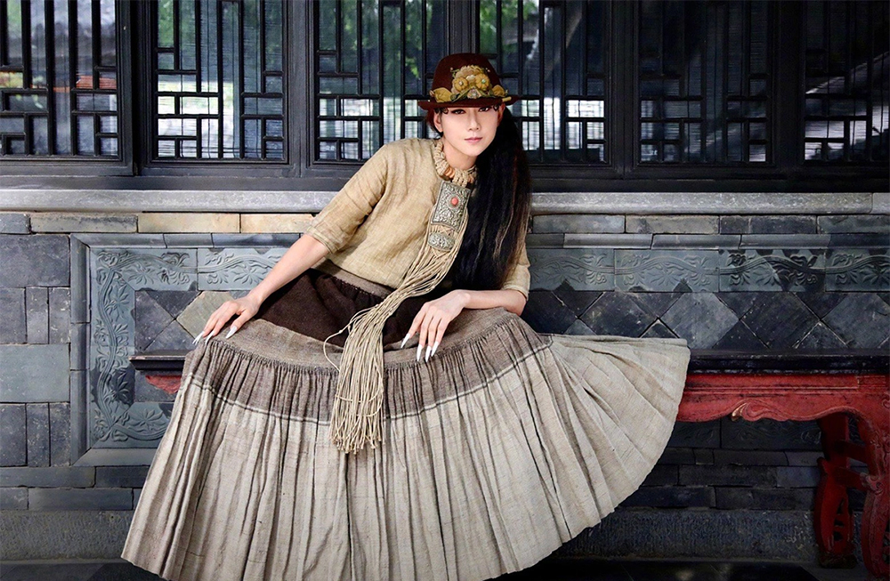 "Chim c&ocirc;ng l&agrave;ng m&uacute;a" Dương Lệ B&igrave;nh U70 trẻ đẹp như thiếu nữ: Bữa n&agrave;o cũng ăn 1 loại quả "chống gi&agrave;" rất gi&agrave;u collagen chợ Việt lu&ocirc;n sẵn- Ảnh 4.